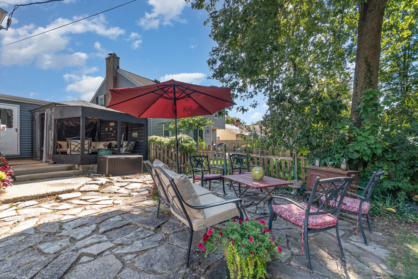 4532 Sherwood Avenue, Downers Grove, IL 60515