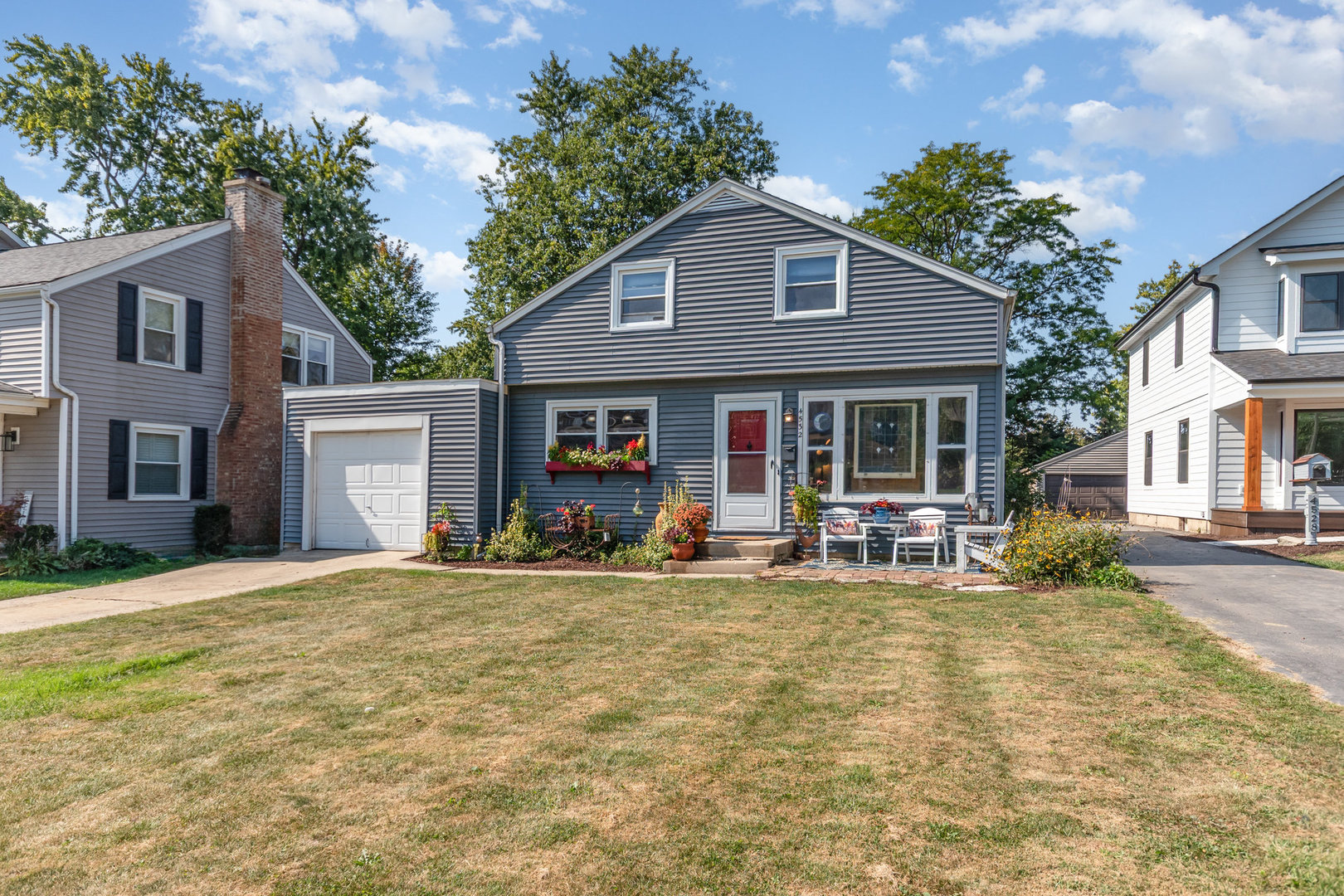 4532 Sherwood Avenue, Downers Grove, IL 60515