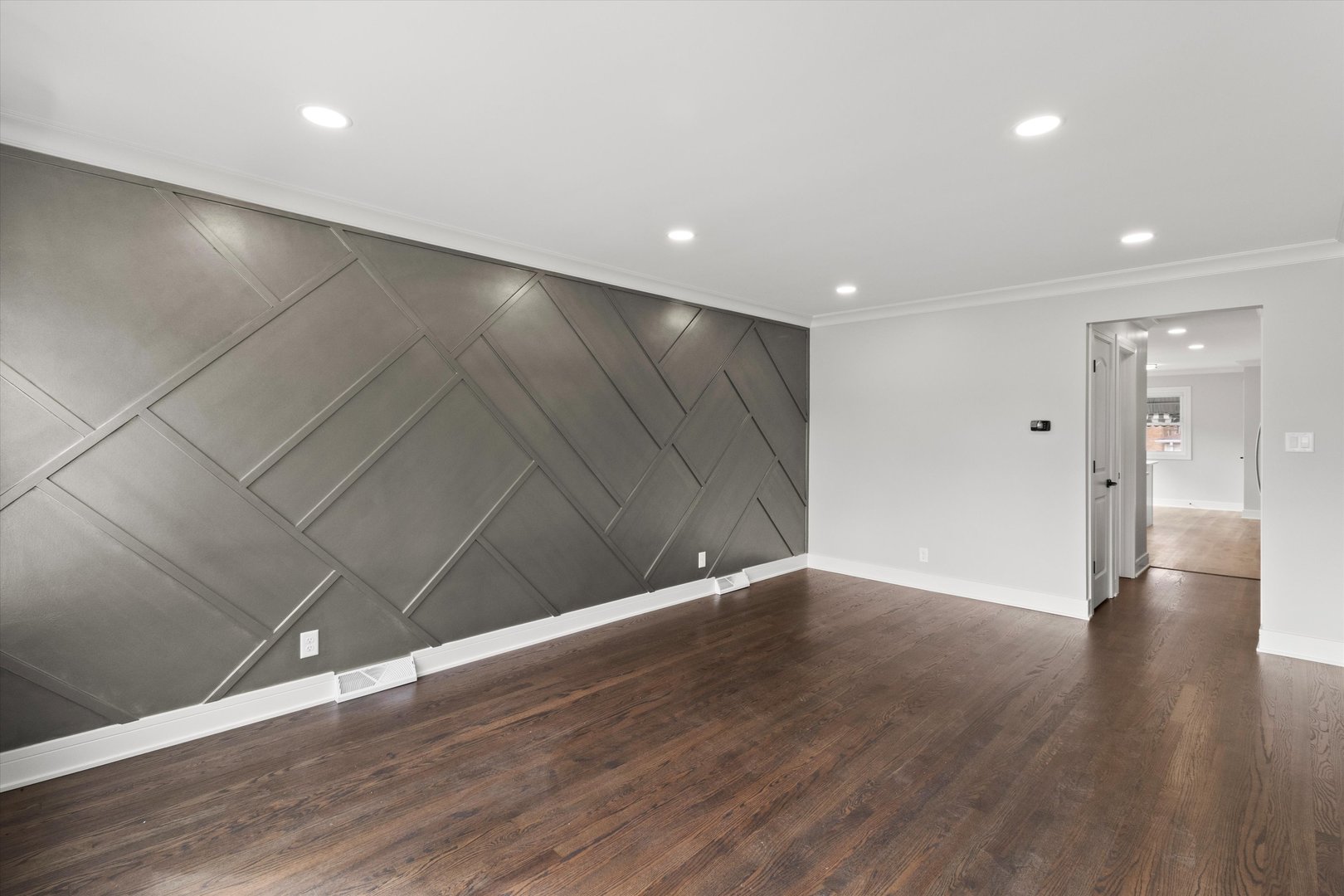 8804 S Fairfield Avenue, Evergreen Park, IL 60805