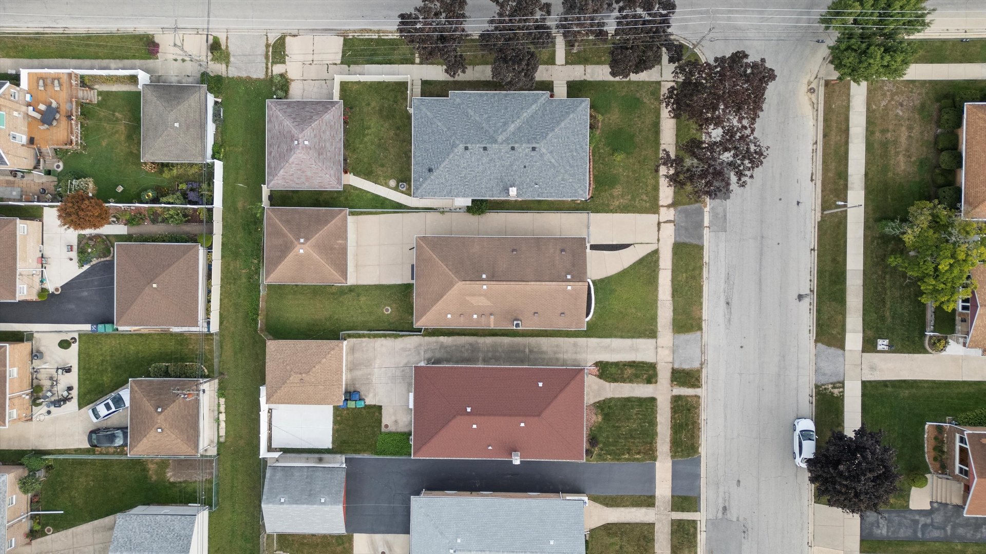 8804 S Fairfield Avenue, Evergreen Park, IL 60805