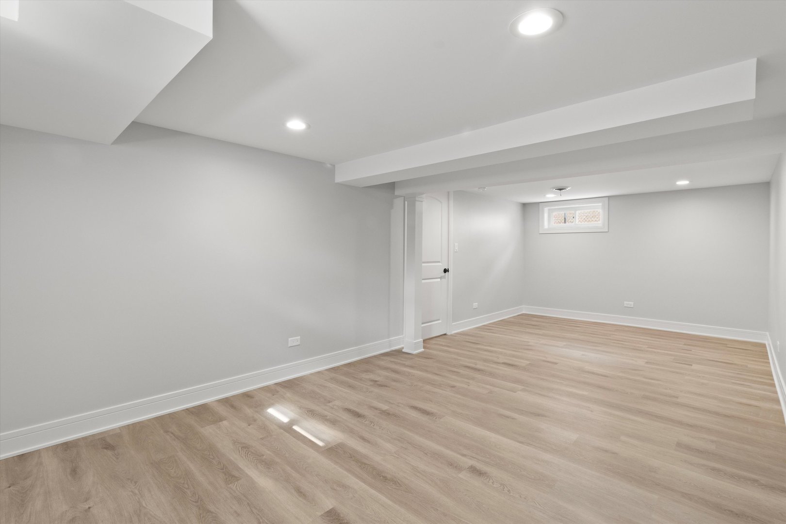 8804 S Fairfield Avenue, Evergreen Park, IL 60805