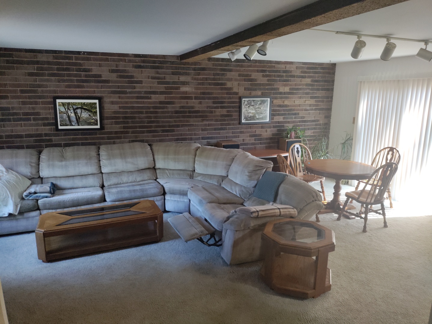 15804 Laramie Avenue #4, Oak Forest, IL 60452