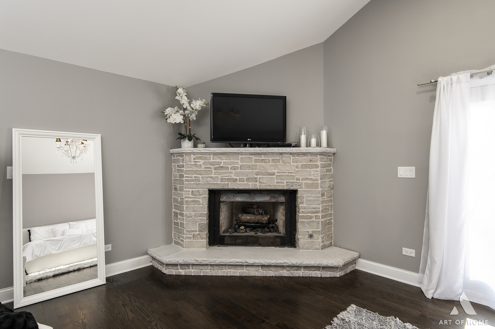 8111 W 92nd Place, Hickory Hills, IL 60457