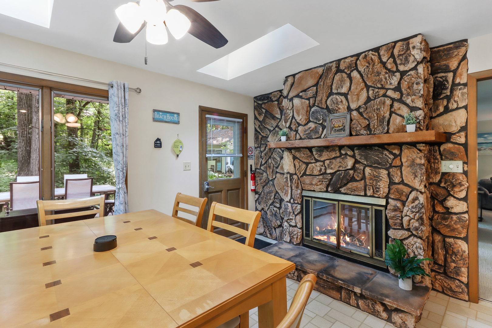 1770 Lake Shore Drive, Twin Lakes, WI 53181