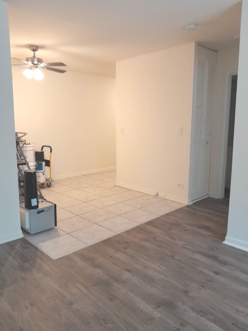 540 W Roscoe Street #273, Chicago, IL 60657