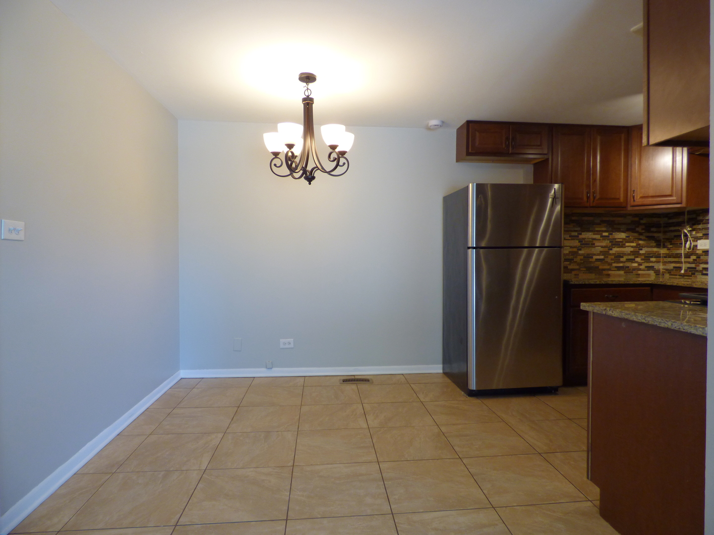 1321 Yarmouth Court, Schaumburg, IL 60193