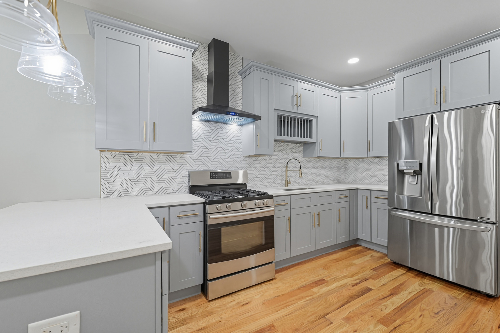 2934 S 48th Court, Cicero, IL 60804