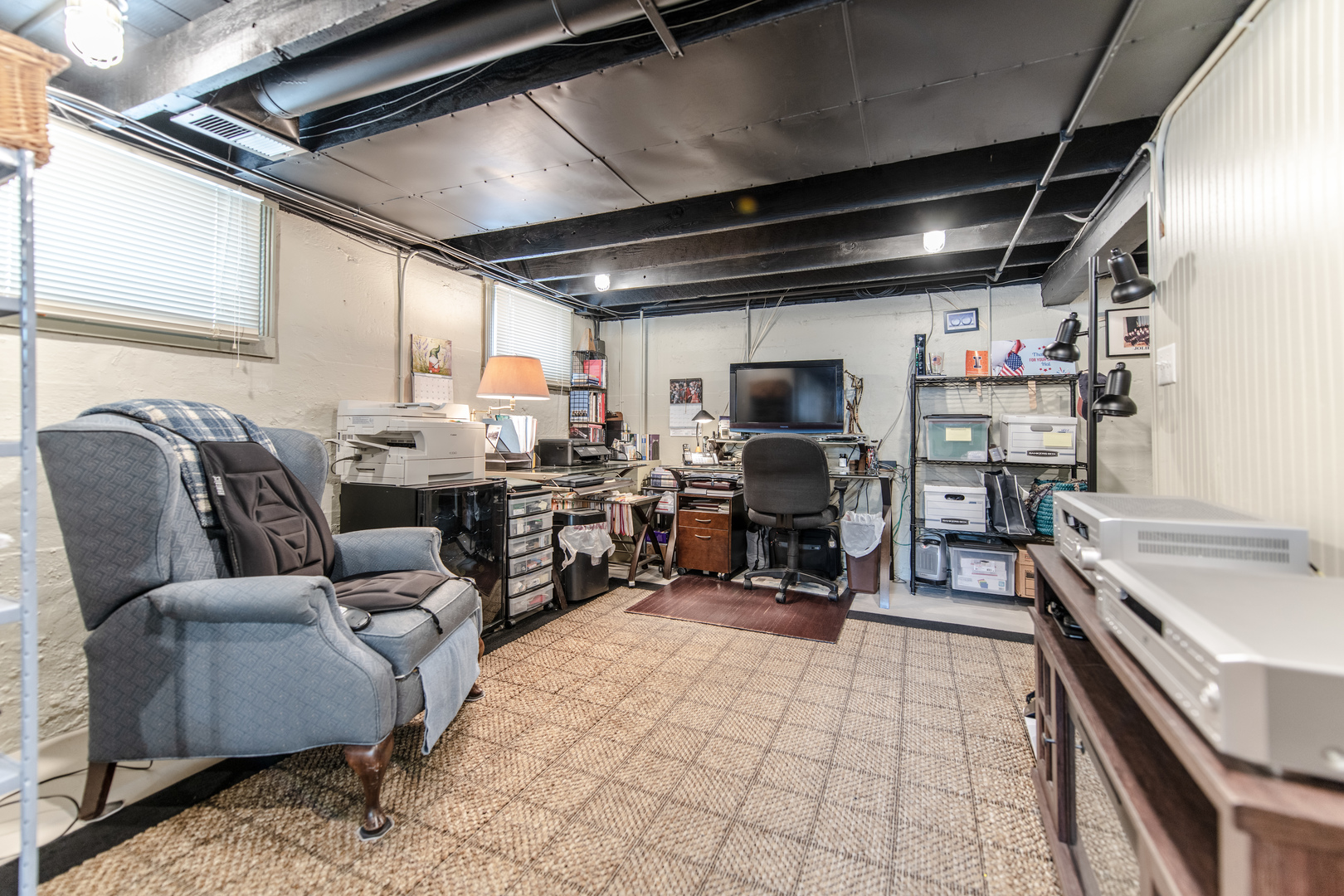 911 Richmond Street, Joliet, IL 60435