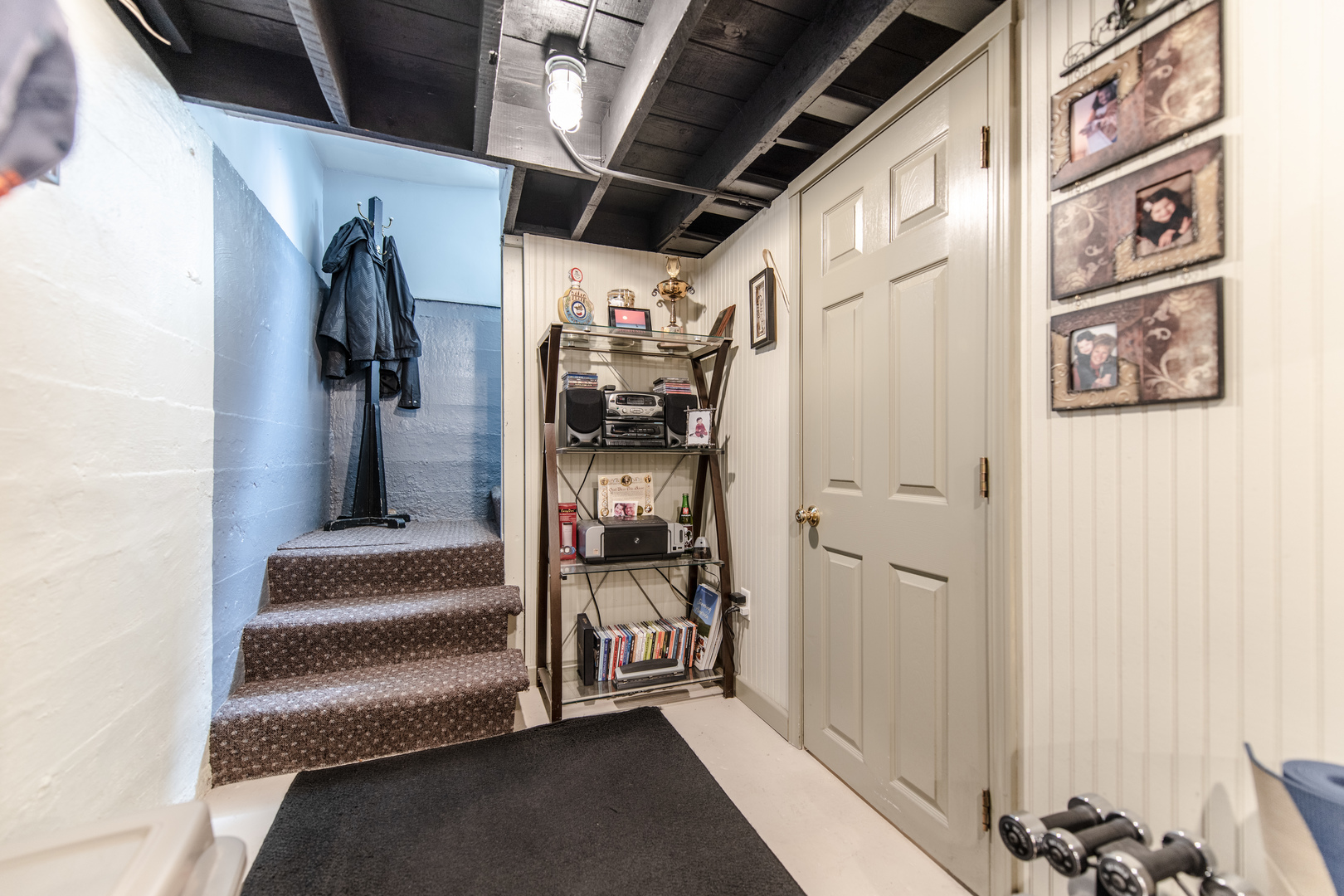 911 Richmond Street, Joliet, IL 60435