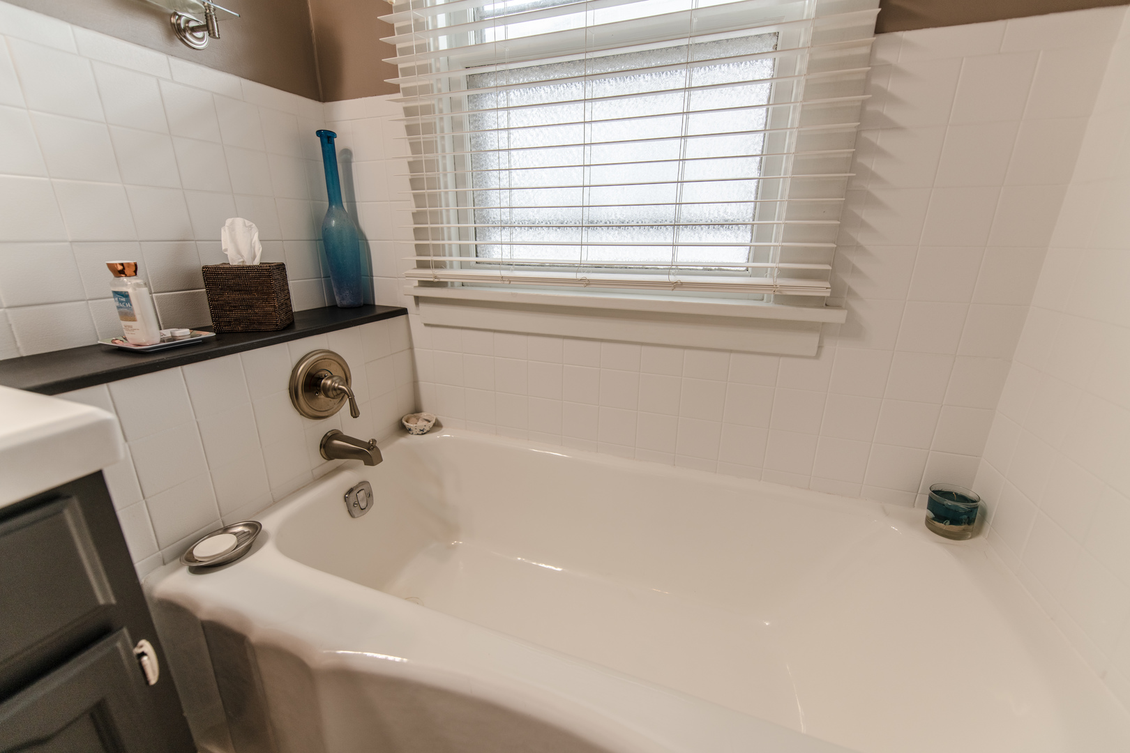 911 Richmond Street, Joliet, IL 60435