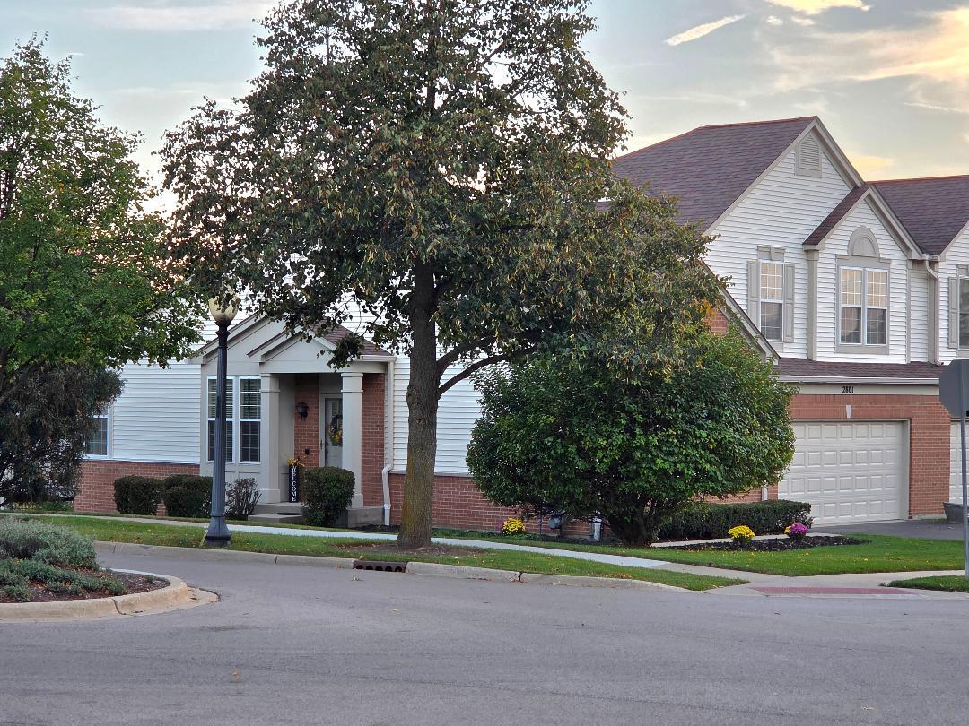 2801 Waterfront Avenue, Algonquin, IL 60102