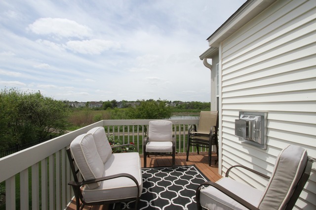 2801 Waterfront Avenue, Algonquin, IL 60102