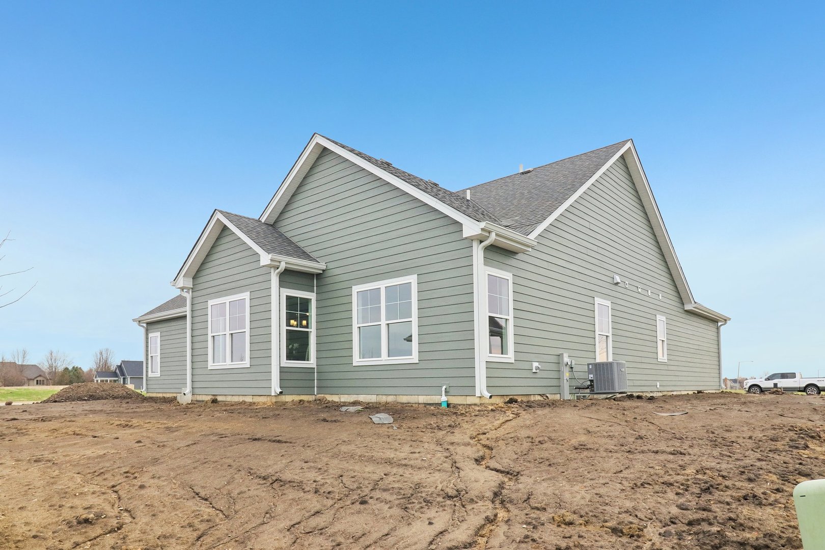 1119 Parkside Drive, Sycamore, IL 60178