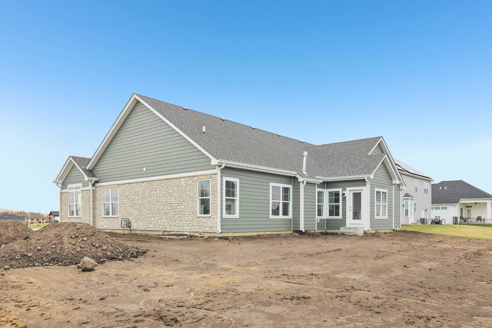 1119 Parkside Drive, Sycamore, IL 60178