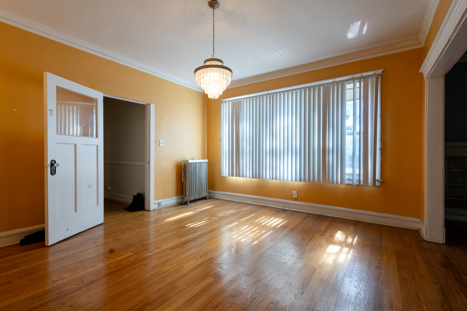 8145 S Cottage Grove Avenue, Chicago, IL 60619