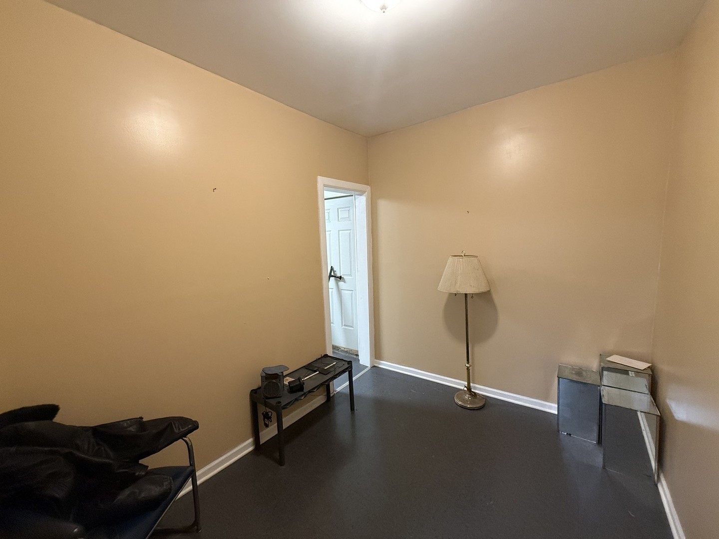 8145 S Cottage Grove Avenue, Chicago, IL 60619