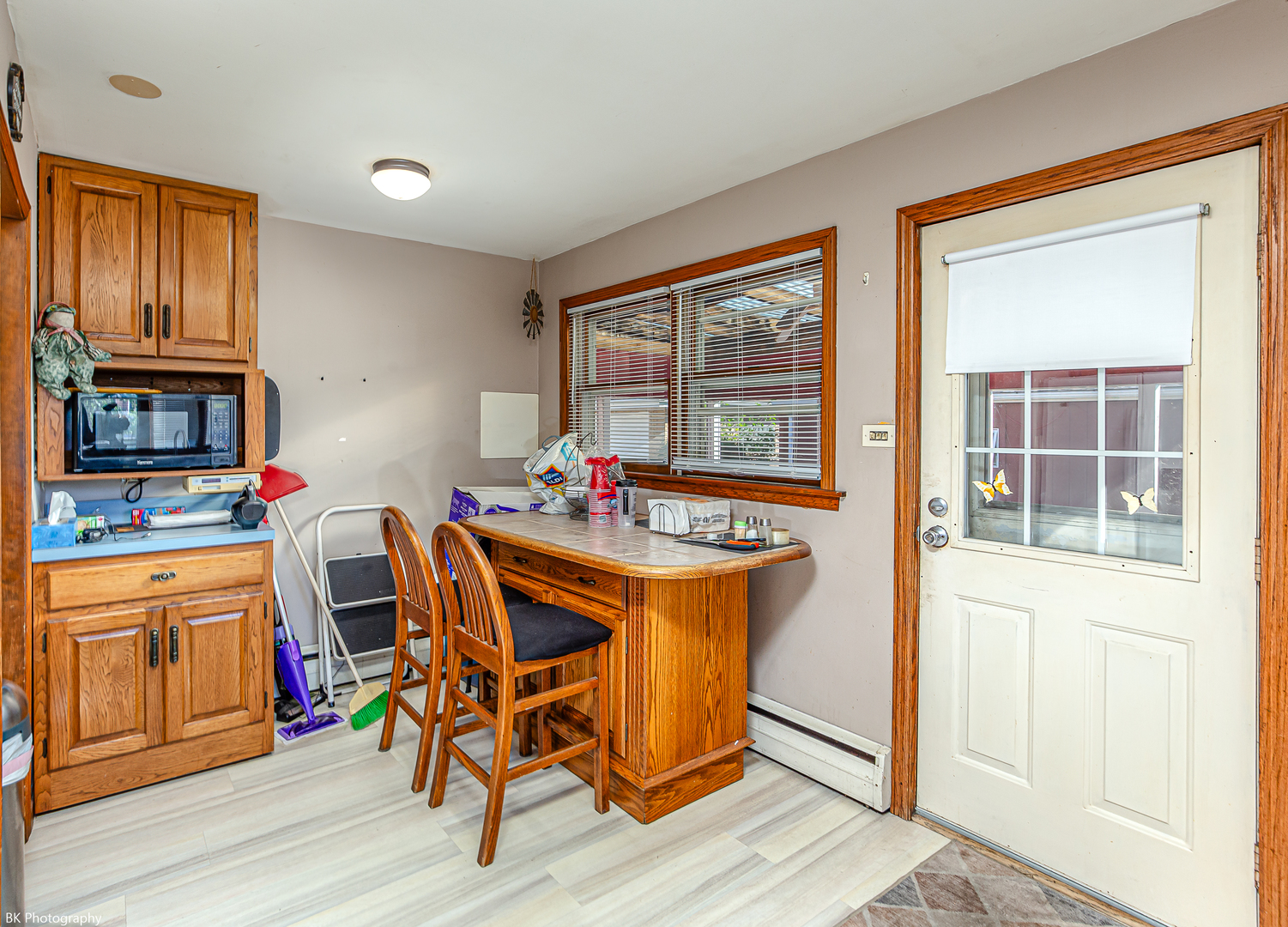 5830 W 81st Street, Burbank, IL 60459