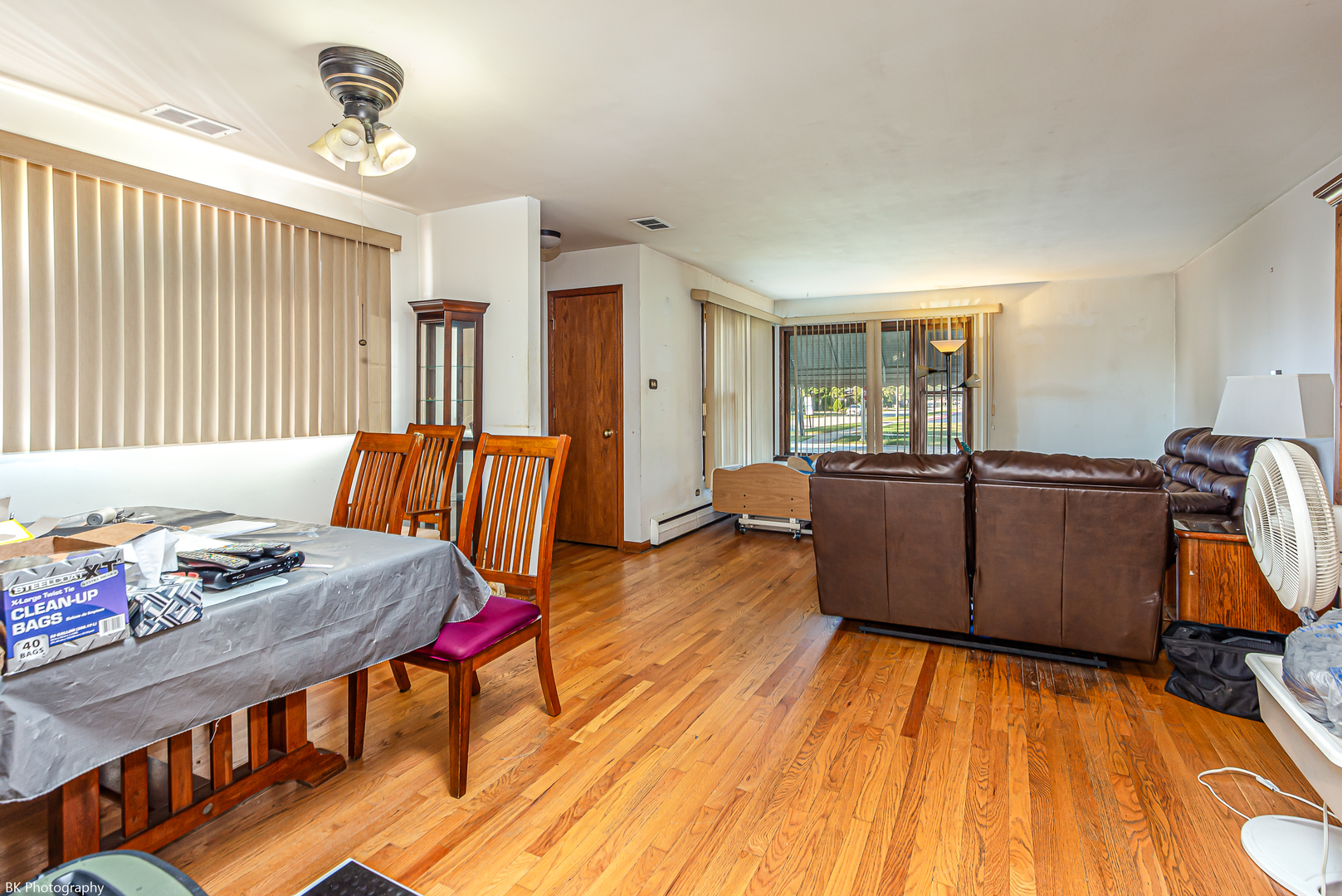 5830 W 81st Street, Burbank, IL 60459