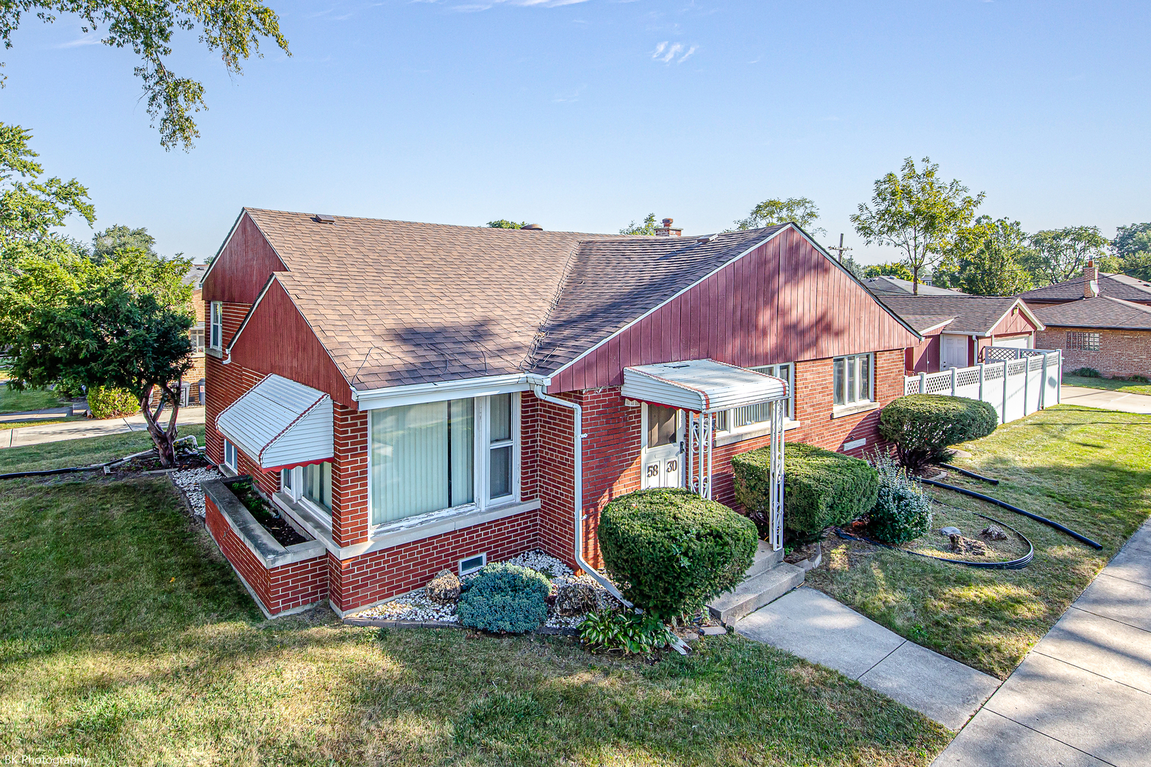 5830 W 81st Street, Burbank, IL 60459