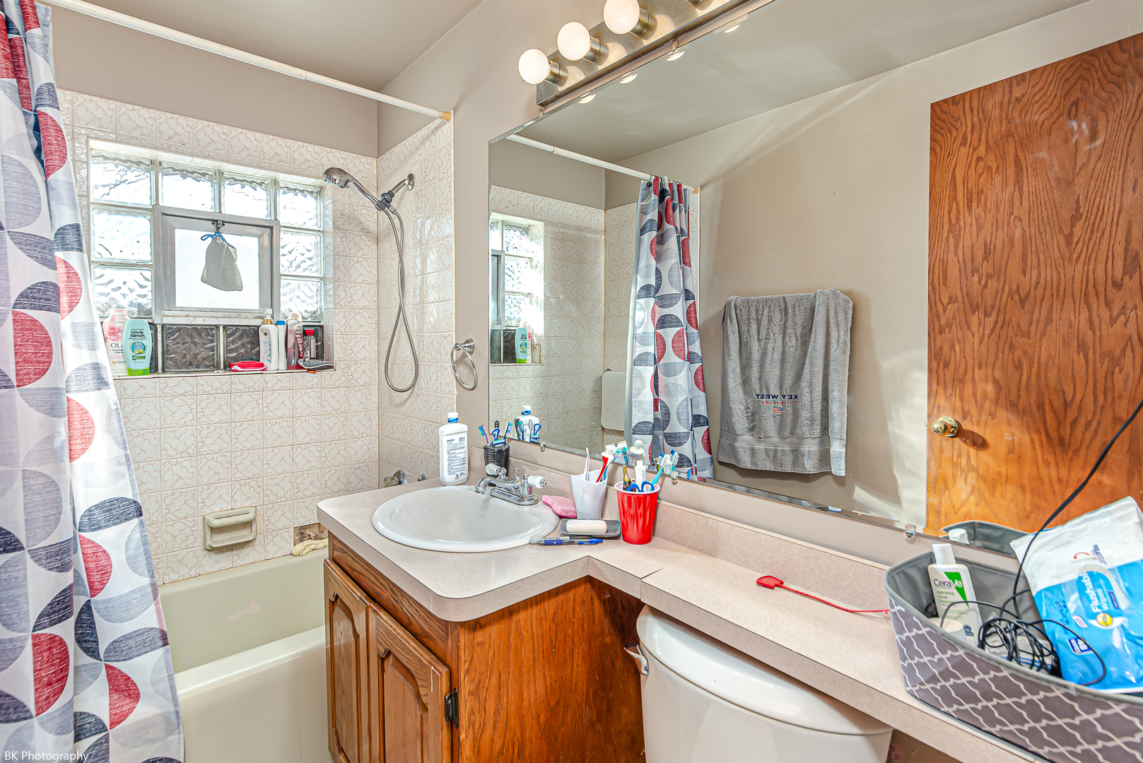 5830 W 81st Street, Burbank, IL 60459