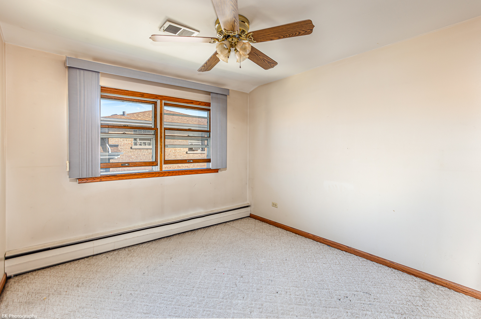 5830 W 81st Street, Burbank, IL 60459