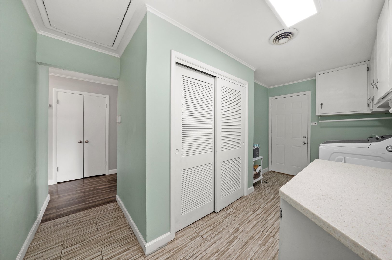 5730 110th Street, Chicago Ridge, IL 60415