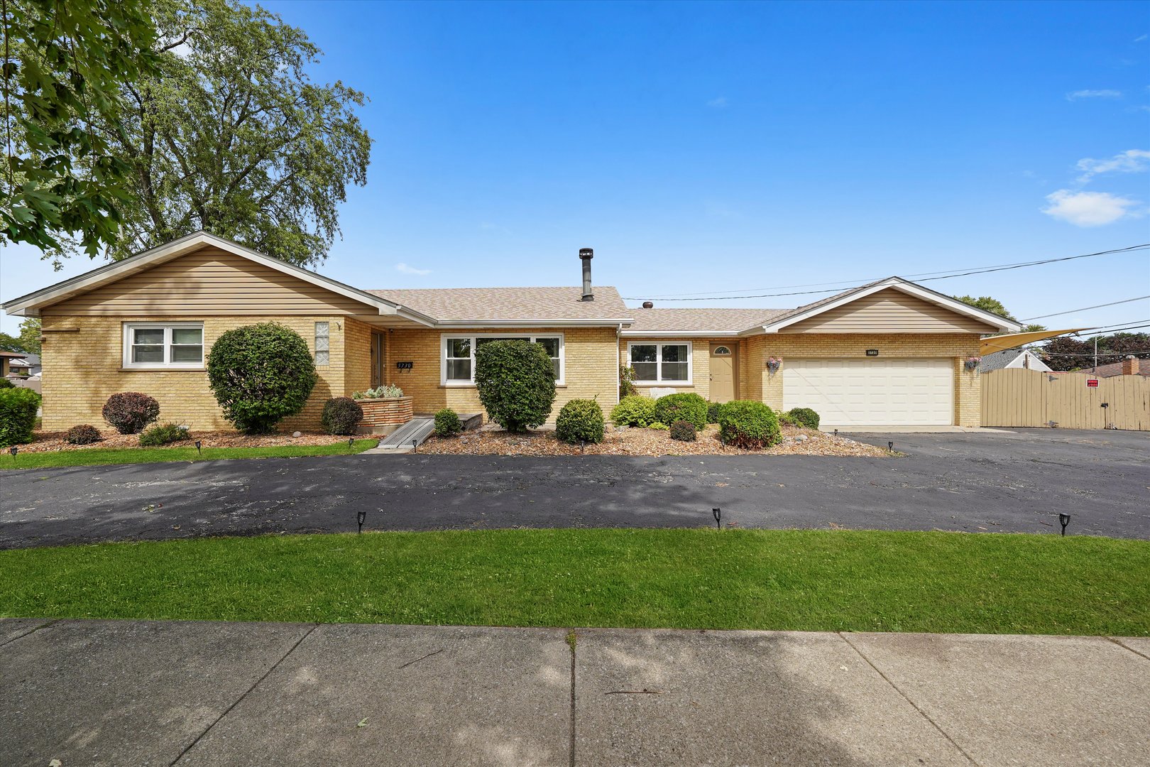 5730 110th Street, Chicago Ridge, IL 60415