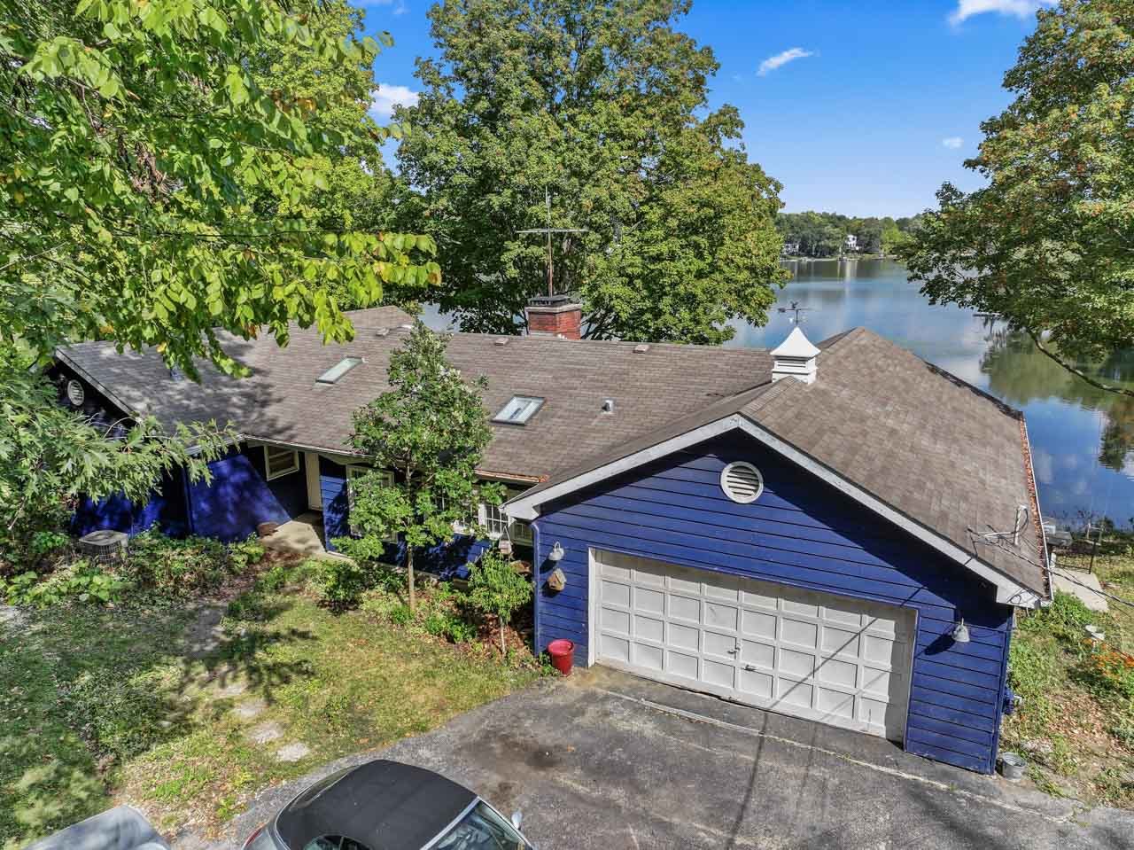 21290 W Sylvan Drive, Mundelein, IL 60060