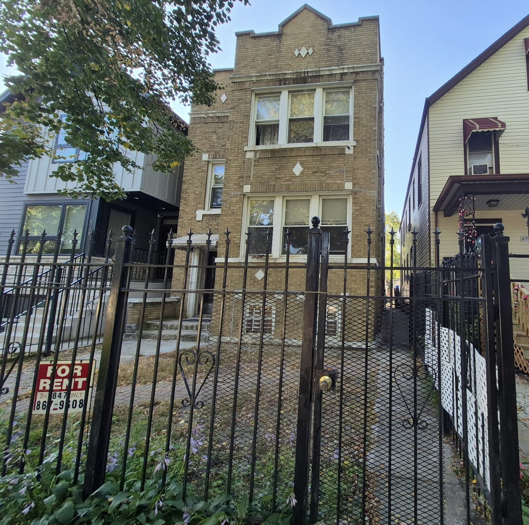4722 N Kennicott Avenue #1, Chicago, IL 60630