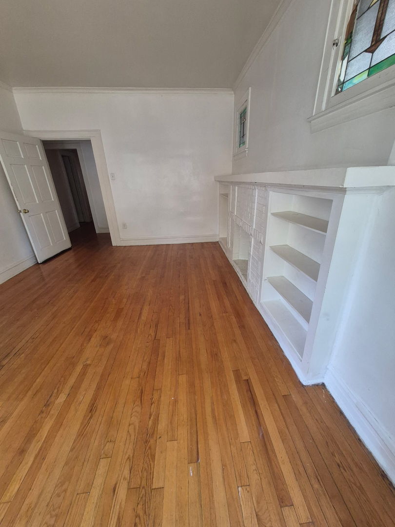 4722 N Kennicott Avenue #1, Chicago, IL 60630
