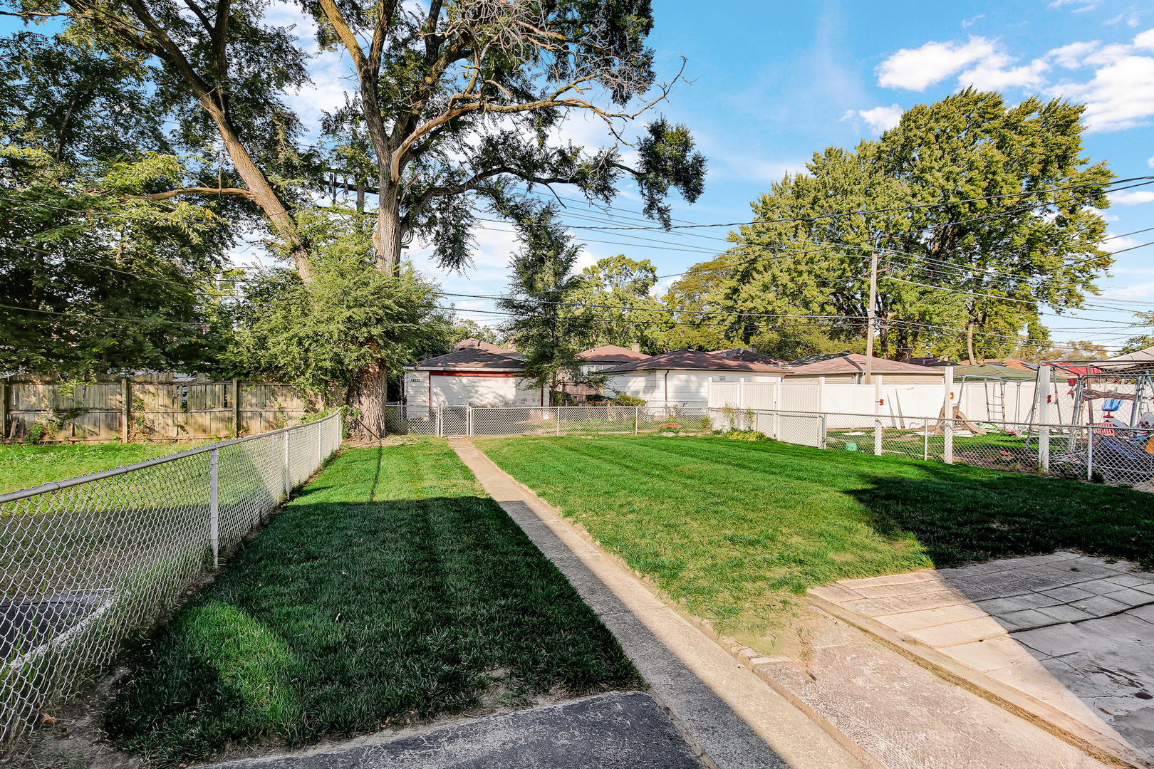 14534 Woodlawn Avenue, Dolton, IL 60419