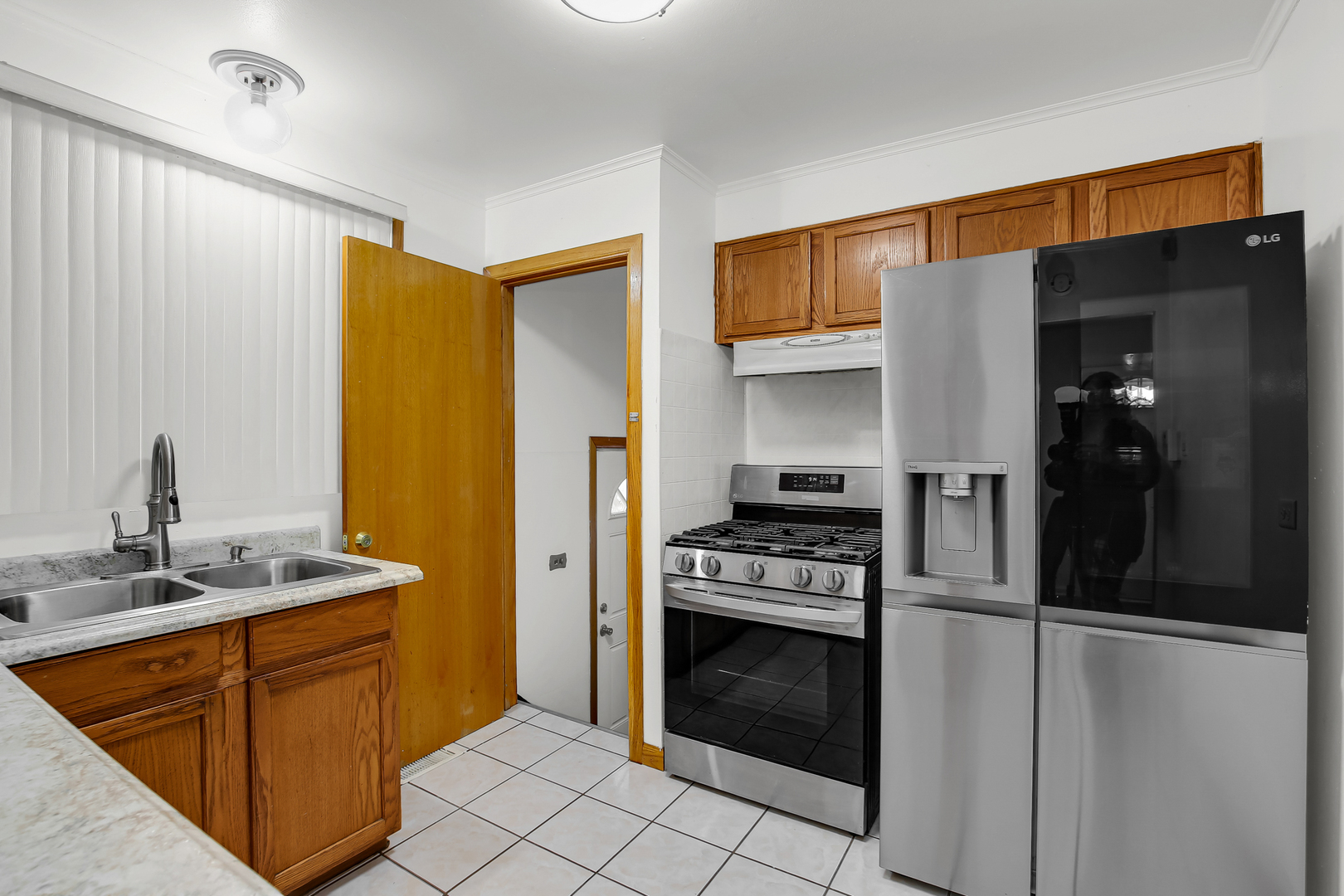 14534 Woodlawn Avenue, Dolton, IL 60419