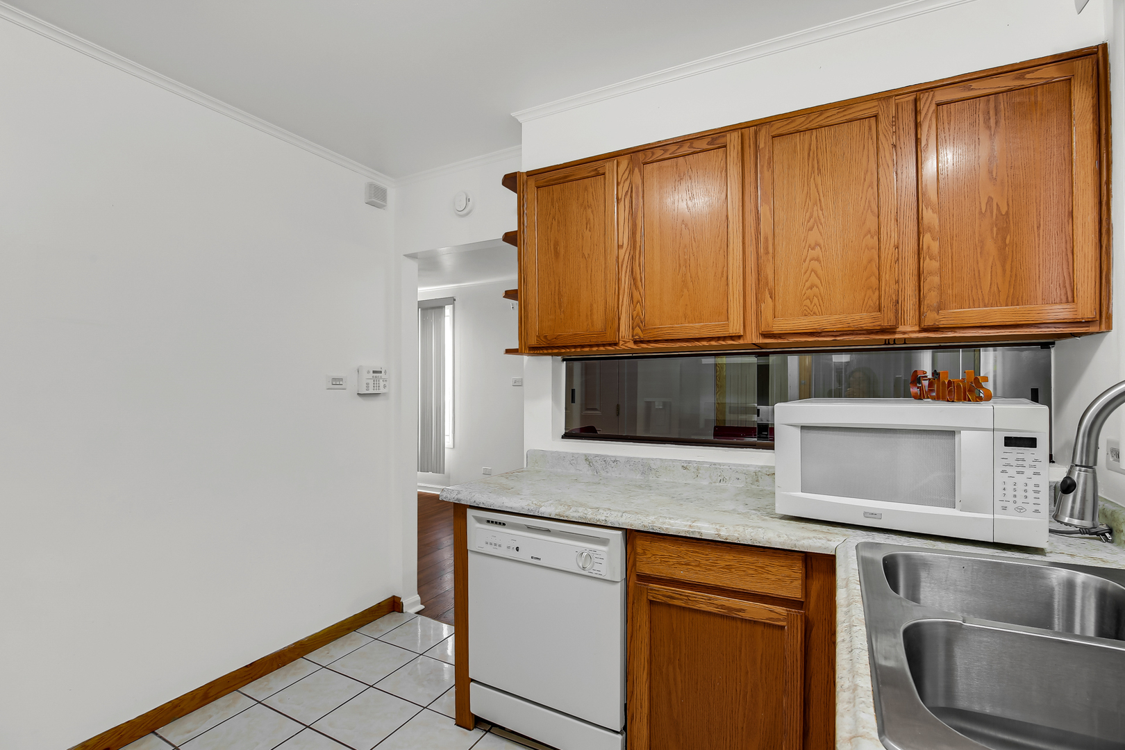 14534 Woodlawn Avenue, Dolton, IL 60419