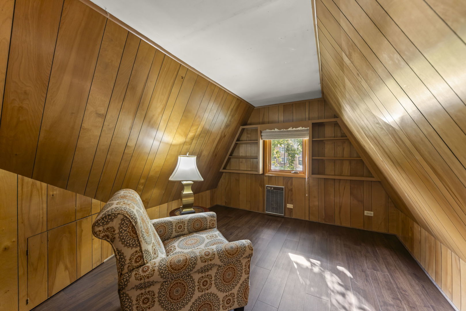 444 S Sleight Street, Naperville, IL 60540