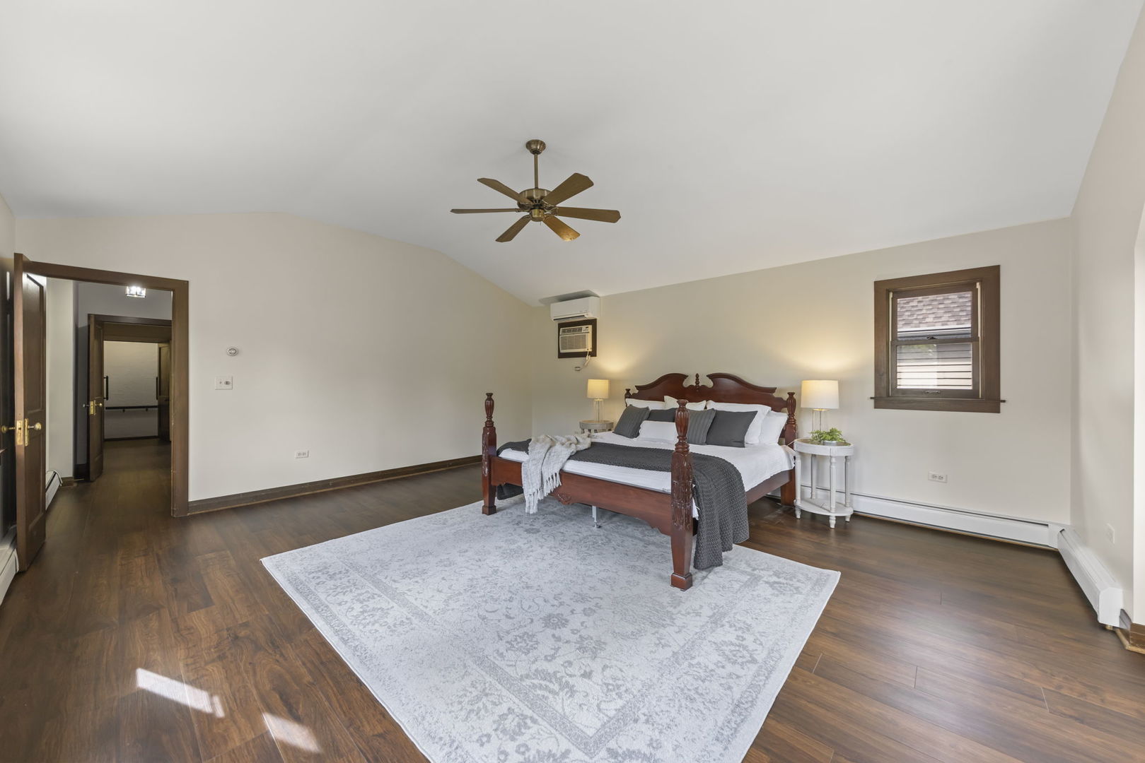 444 S Sleight Street, Naperville, IL 60540