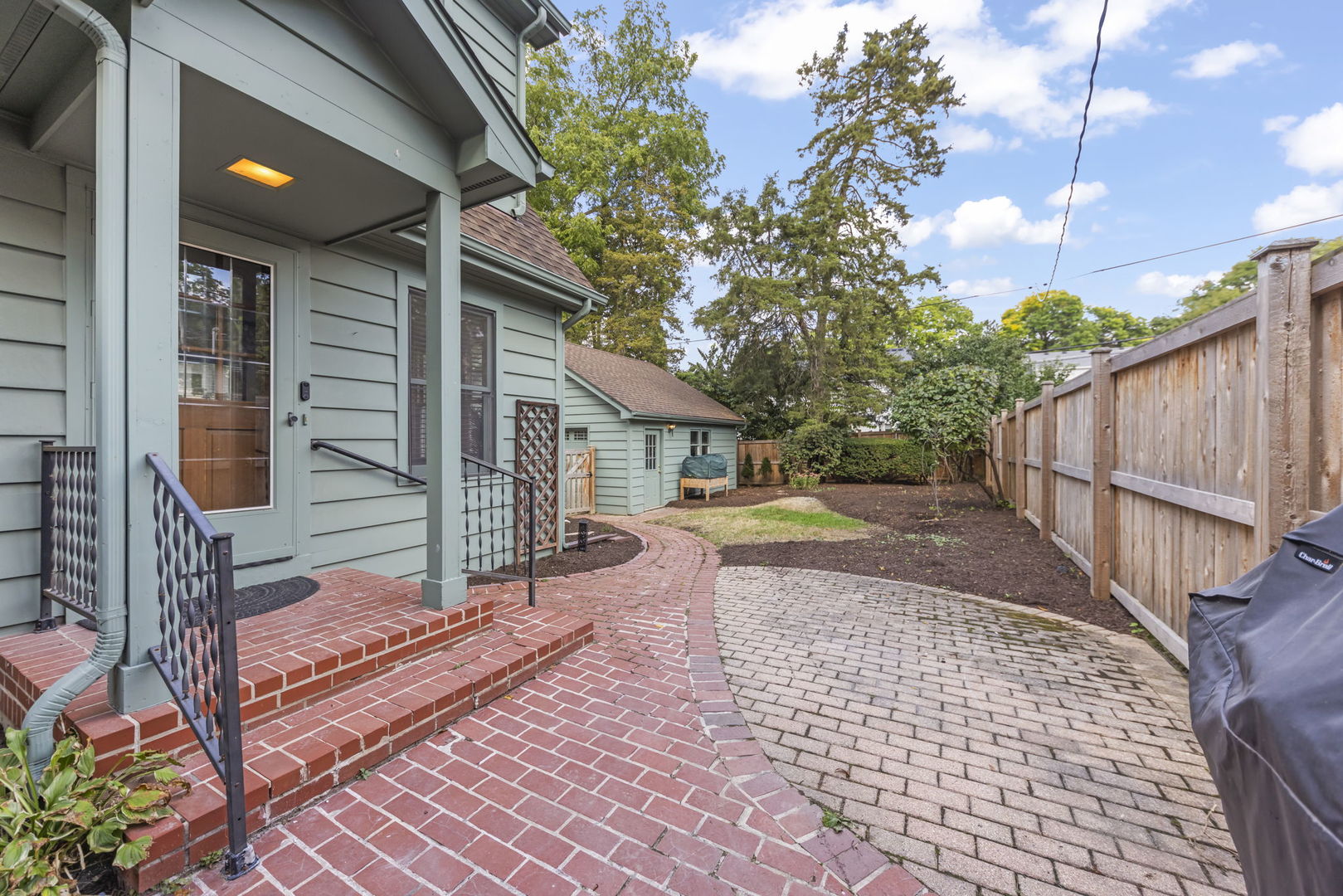 444 S Sleight Street, Naperville, IL 60540