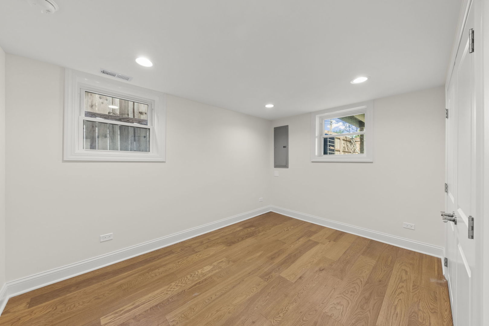 6524 W Highland Avenue, Chicago, IL 60631