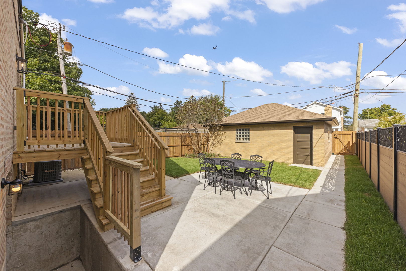 6524 W Highland Avenue, Chicago, IL 60631