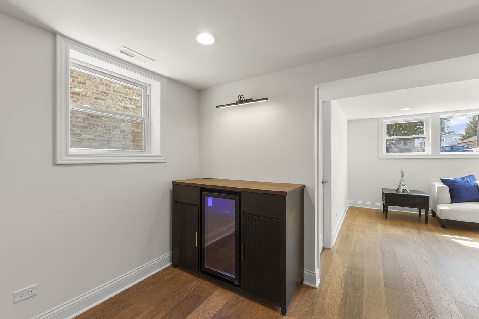 6524 W Highland Avenue, Chicago, IL 60631