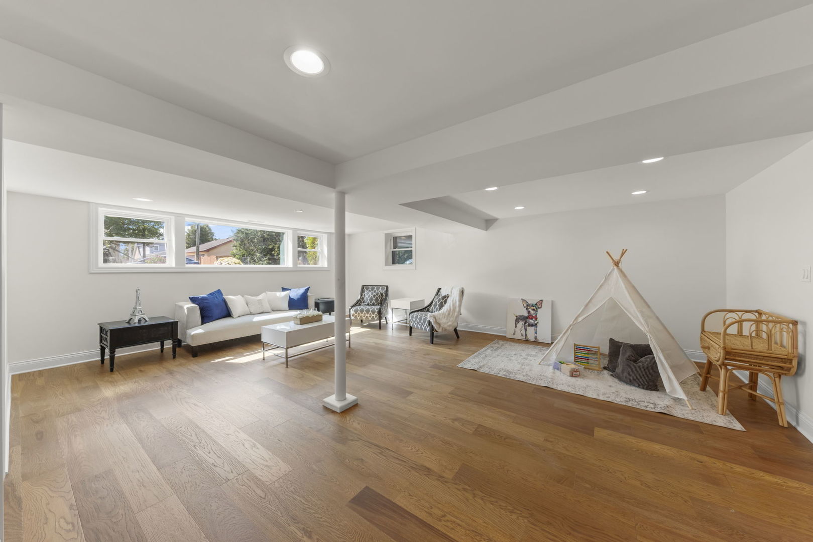 6524 W Highland Avenue, Chicago, IL 60631