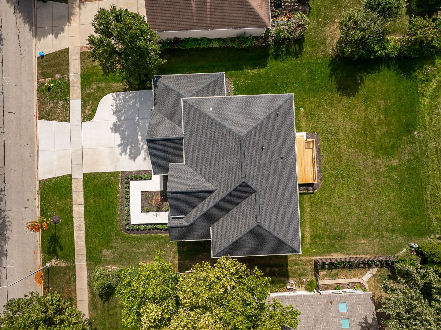 877 Wescott Road, Bolingbrook, IL 60440