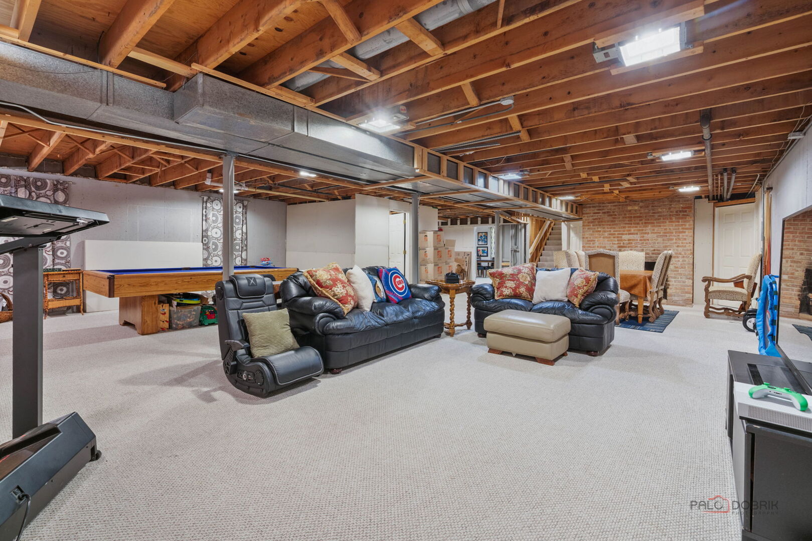 5 Lagoon Drive, Hawthorn Woods, IL 60047