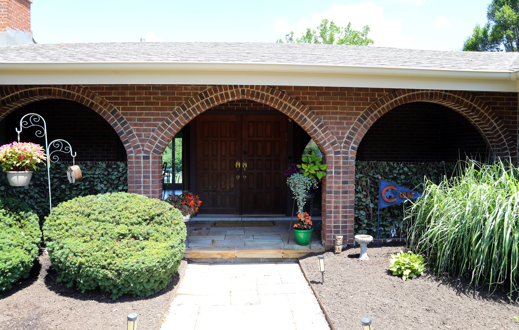5 Lagoon Drive, Hawthorn Woods, IL 60047