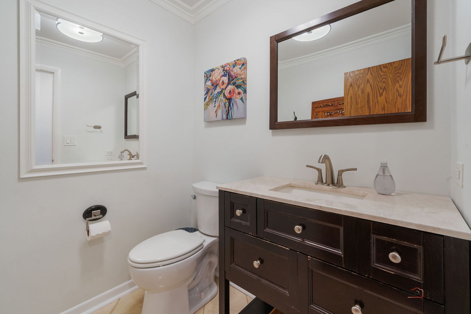 5 Lagoon Drive, Hawthorn Woods, IL 60047