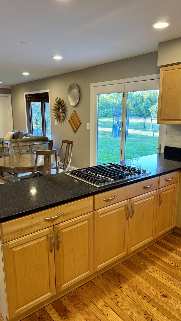 5 Lagoon Drive, Hawthorn Woods, IL 60047