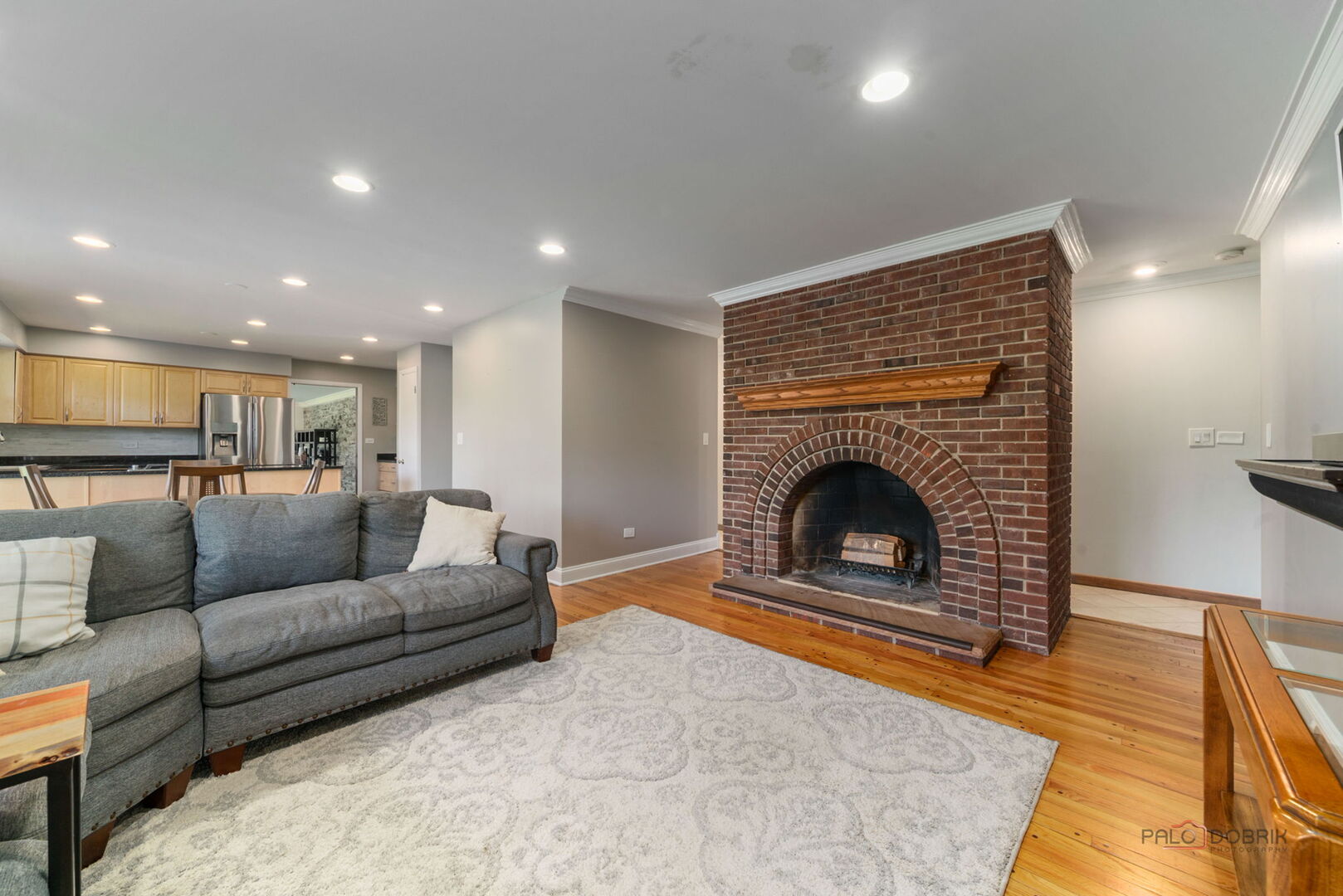 5 Lagoon Drive, Hawthorn Woods, IL 60047