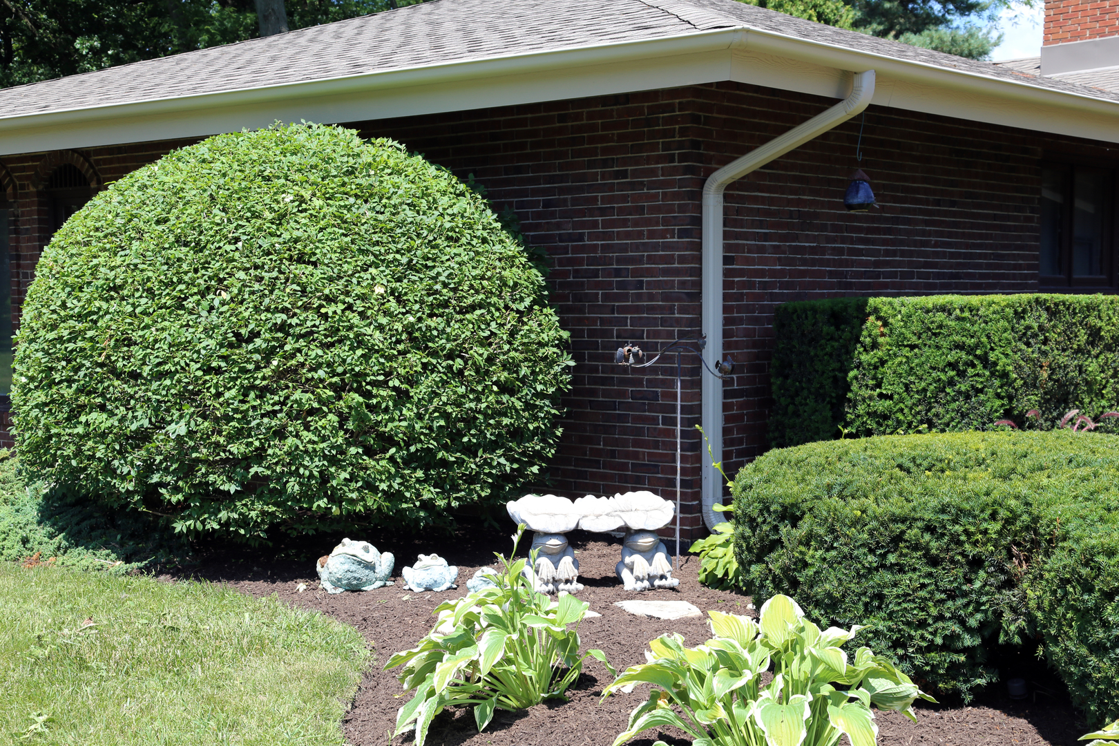 5 Lagoon Drive, Hawthorn Woods, IL 60047