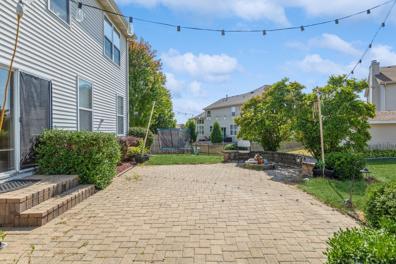 7 Lake Plumleigh Court, Algonquin, IL 60102