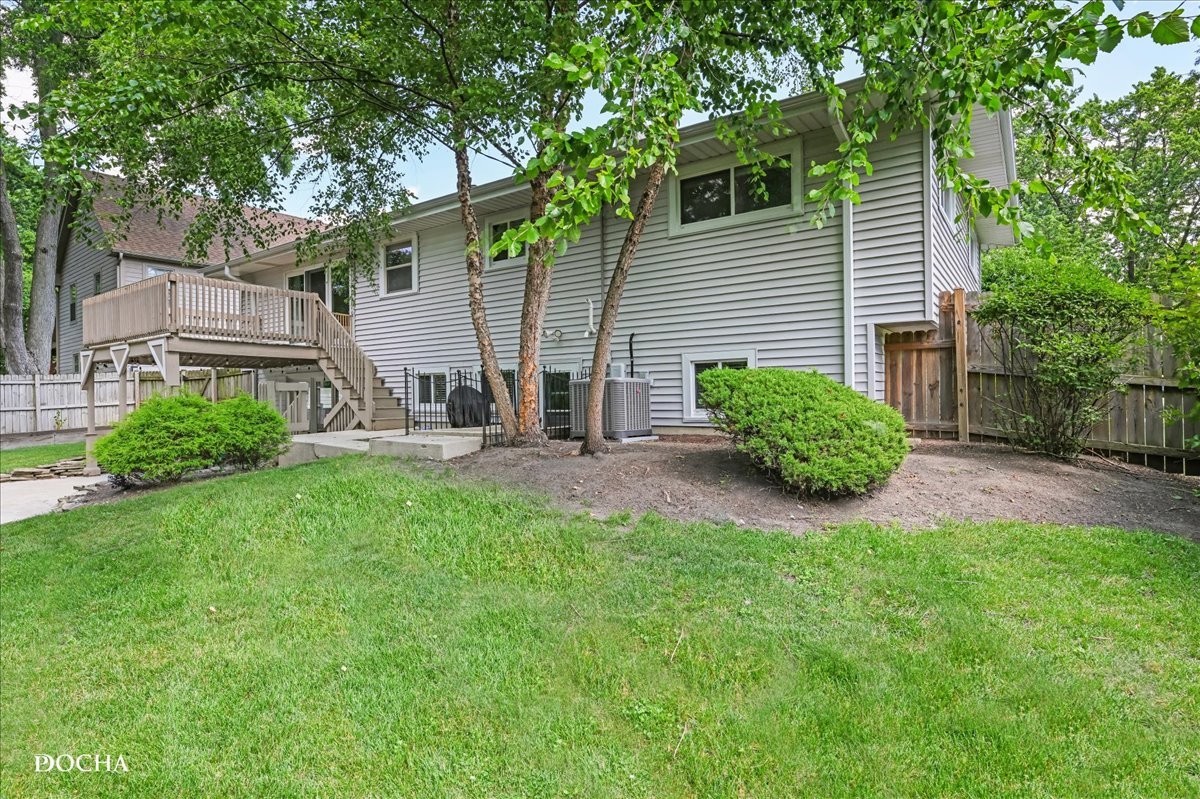 425 W Gartner Road, Naperville, IL 60540