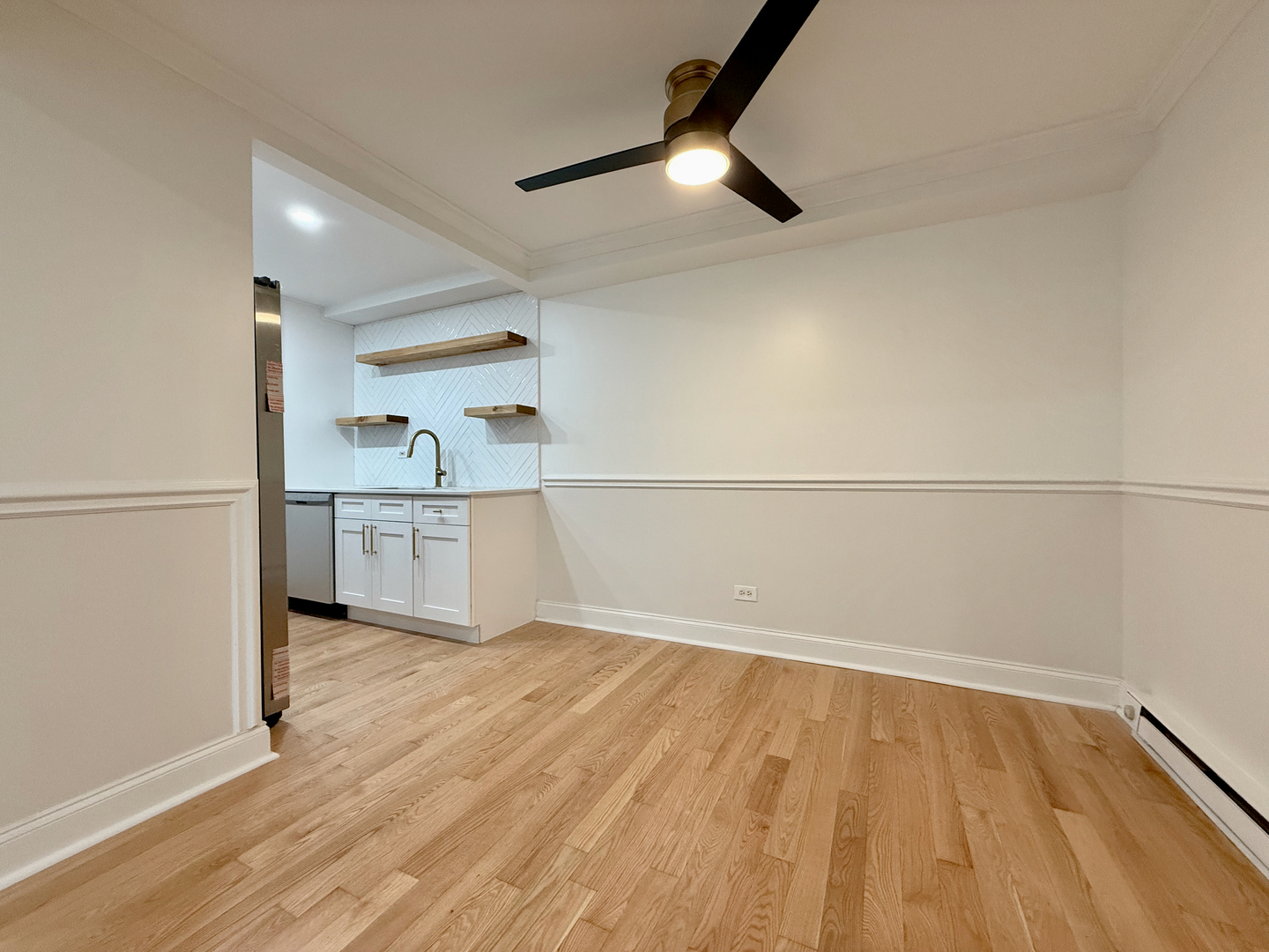 5037 N East River Road #1B, Norridge, IL 60706